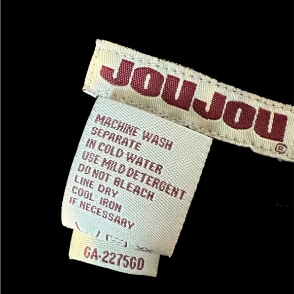 Jou Jou pinstripe slacks with zipper pockets and faux leather belt - Picture 5 of 5